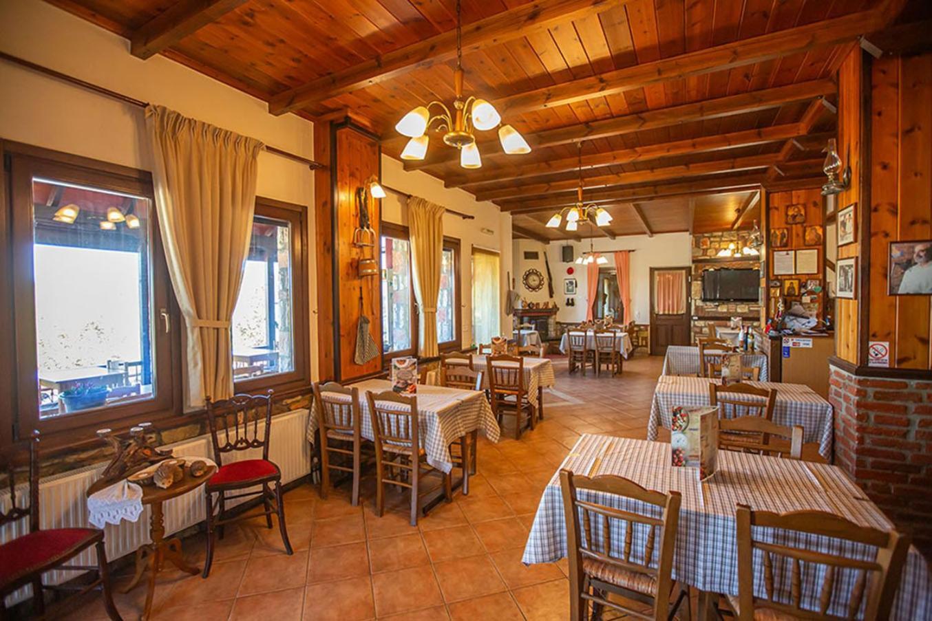 Guesthouse Moúcha Екстериор снимка
