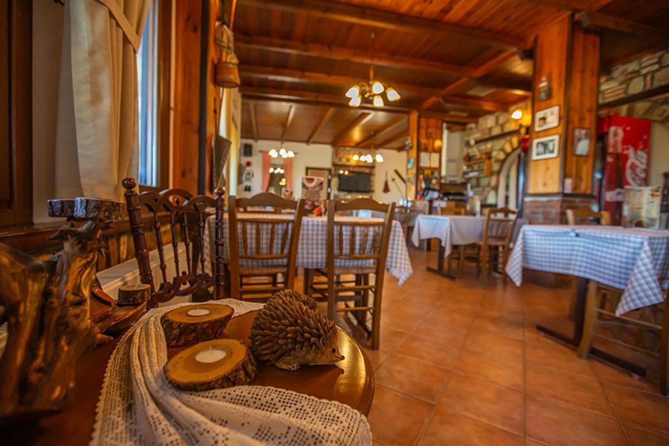 Guesthouse Moúcha Екстериор снимка