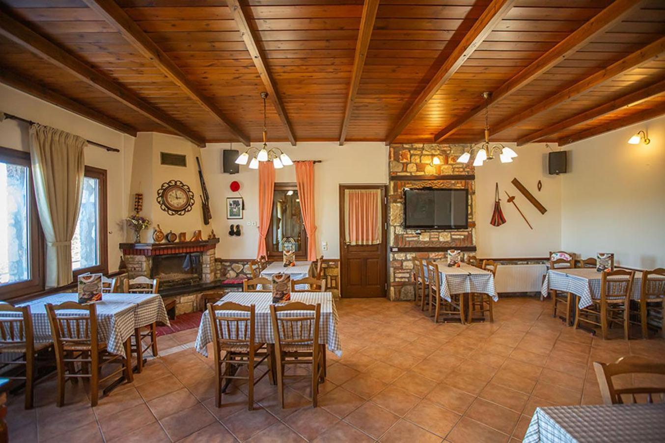 Guesthouse Moúcha Екстериор снимка